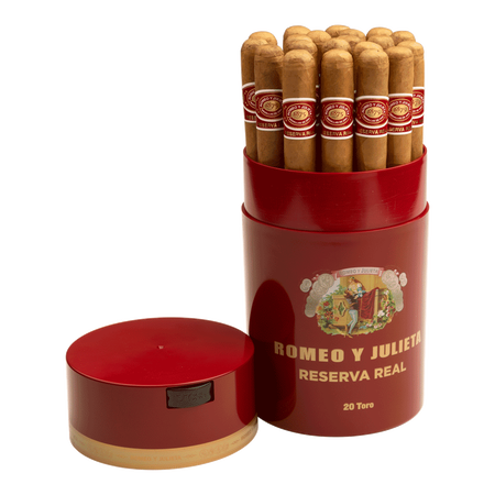 Romeo y Julieta Reserva Real